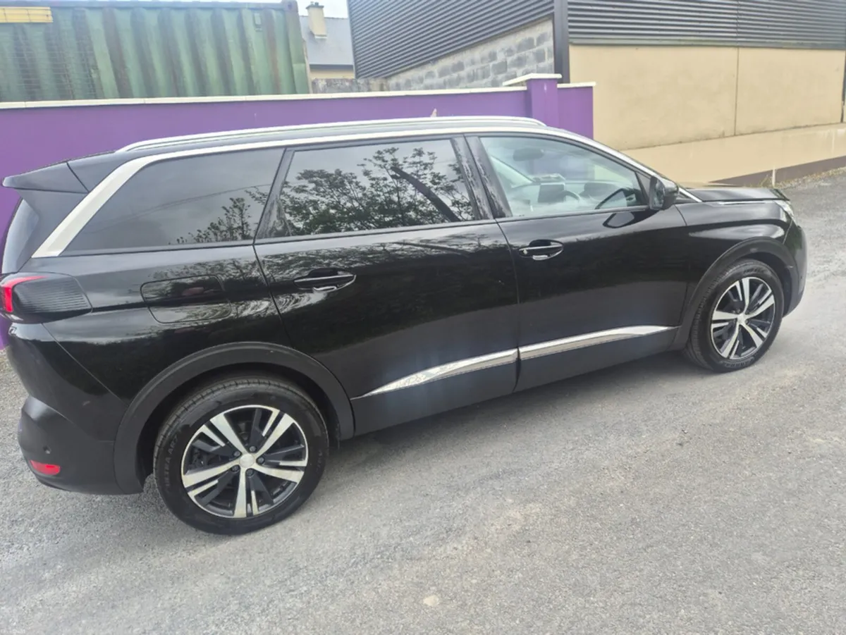 Peugeot 5008 1.5 ALLURE BLUE HDI 130HP 5DR - Image 4