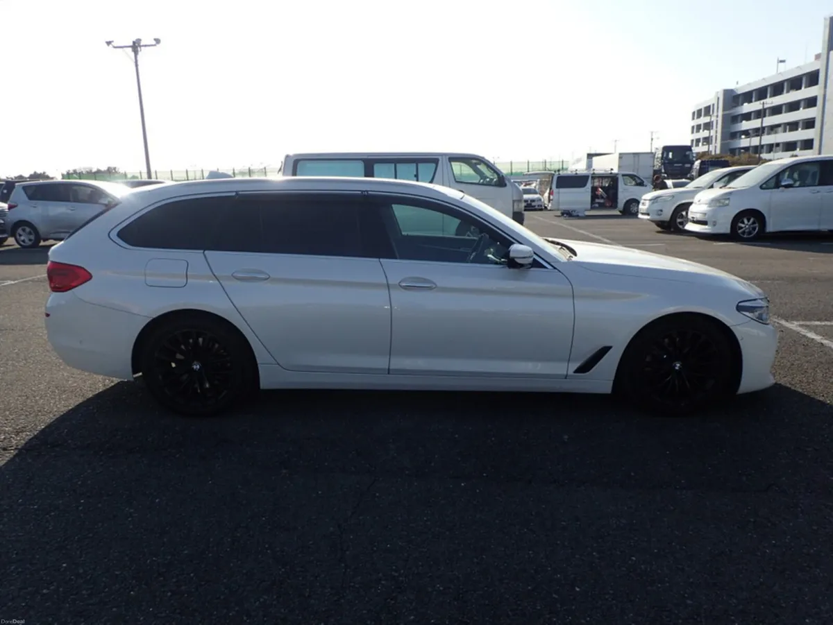 BMW 5-Series 523D SPORT DIESEL AUTOMATIC ESTATE**M - Image 3