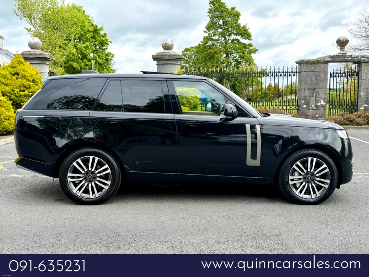 Land Rover Range Rover P440e HSE AUTO - Image 2