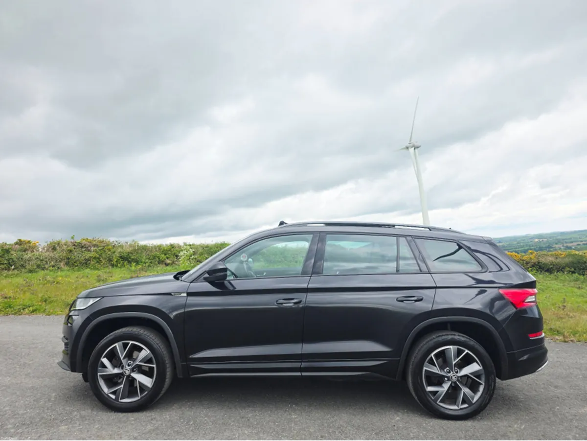 Skoda Kodiaq SPORTLINE 2.0 TDI 150HP 4X4 4DR - Image 4