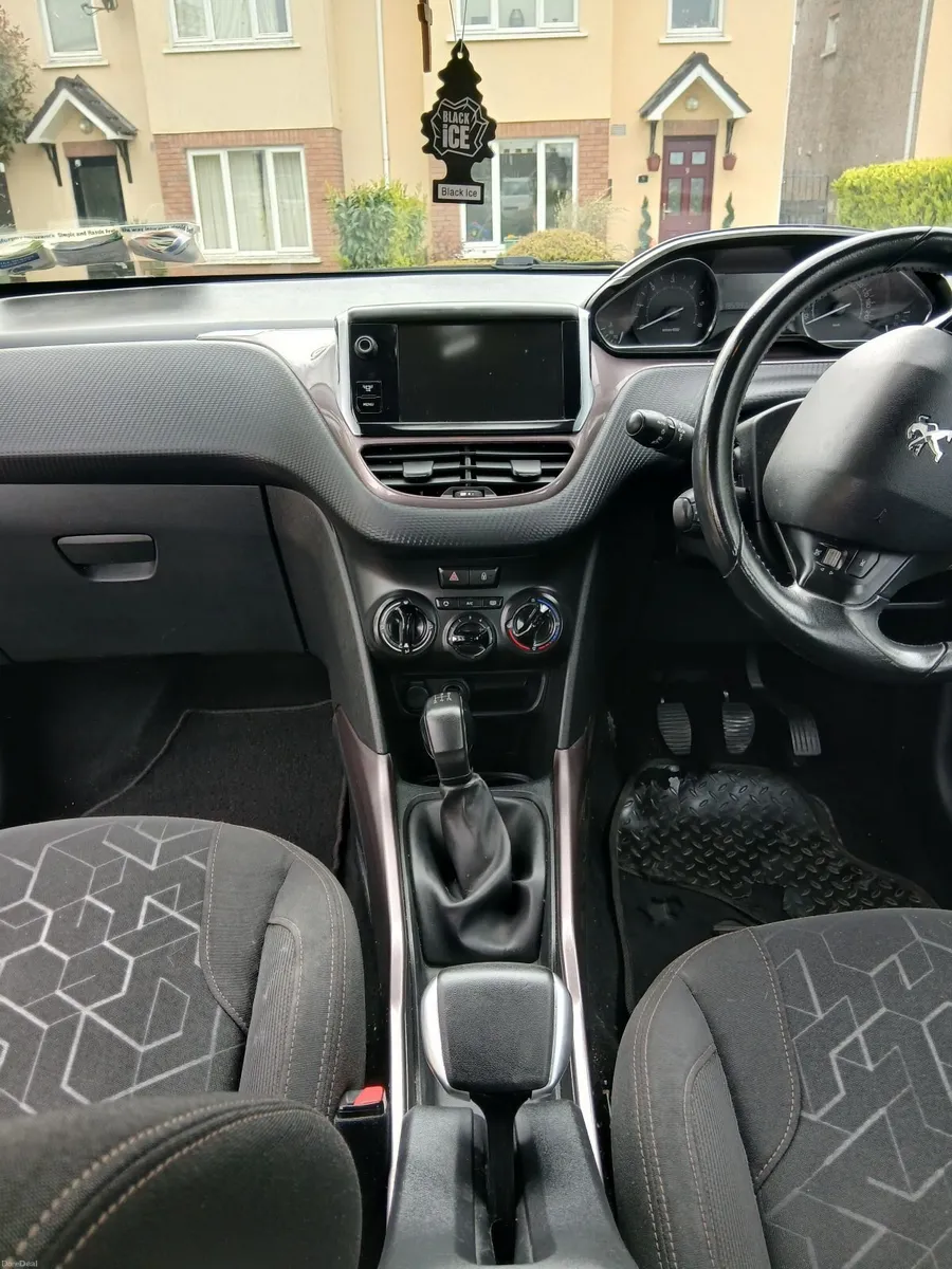 Peugeot 2008 2014 - Image 4