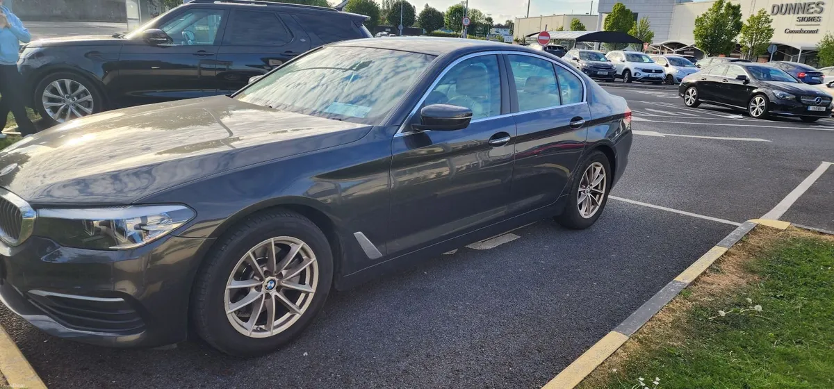 BMW 5-Series 2018 - Image 1