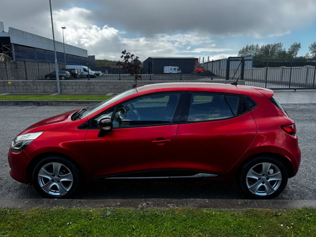 🚗2015 RENAULT CLIO 1.2 PETROL TOP SPEC🚗NEW NCT - Image 3