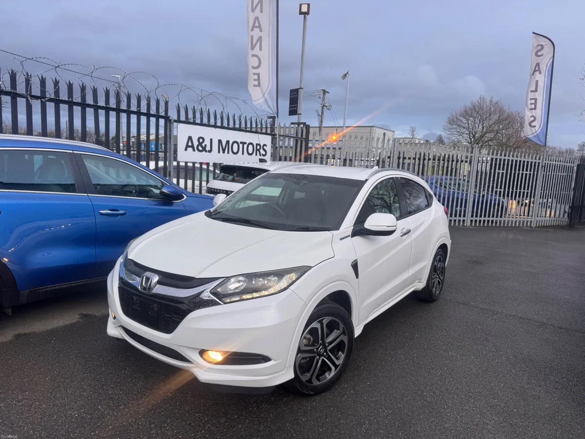 15 HONDA VEZEL 1.5 HYBRID - Image 1