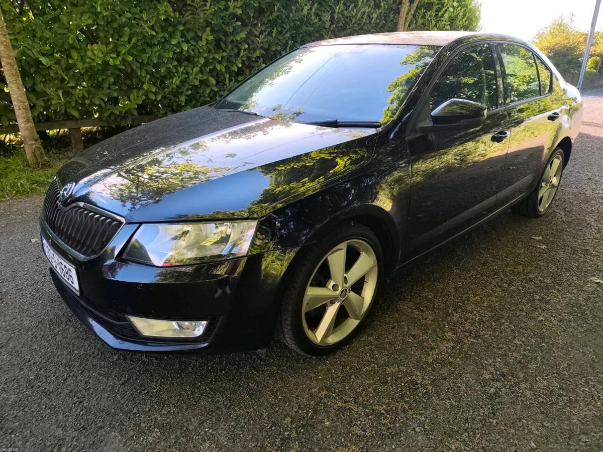 132 Skoda Octavia 1.6 TDI Elegance - Image 1