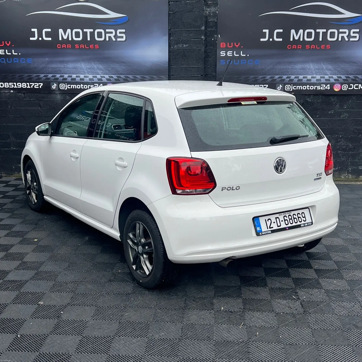 2012 VW Polo (Automatic) - Image 4