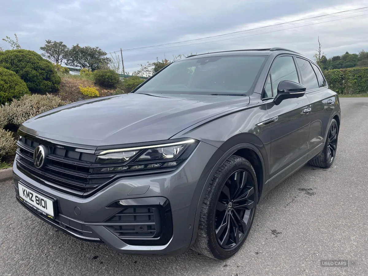 Volkswagen Touareg DIESEL ESTATE - Image 4
