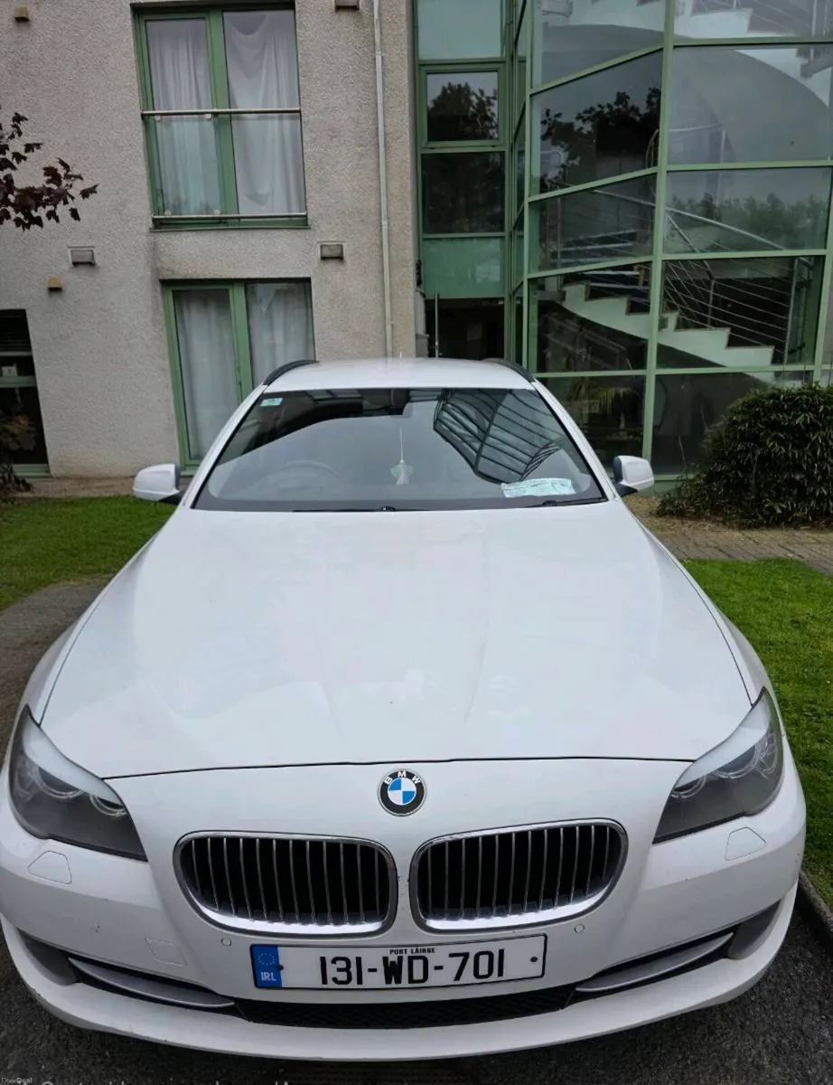 BMW 520D 2013 - Image 2