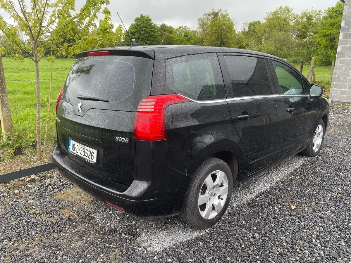 Peugeot 5008 - Image 3