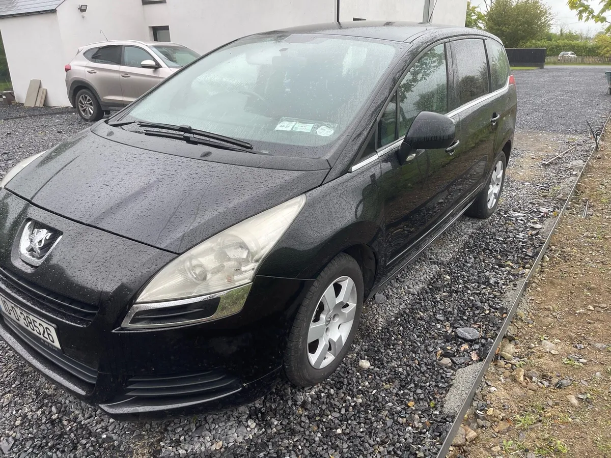 Peugeot 5008 - Image 1