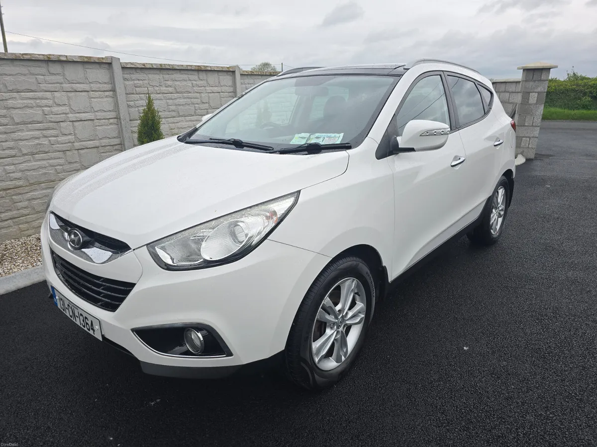 131 Hyundai ix35 Panoramic Sounrof Leather - Image 3
