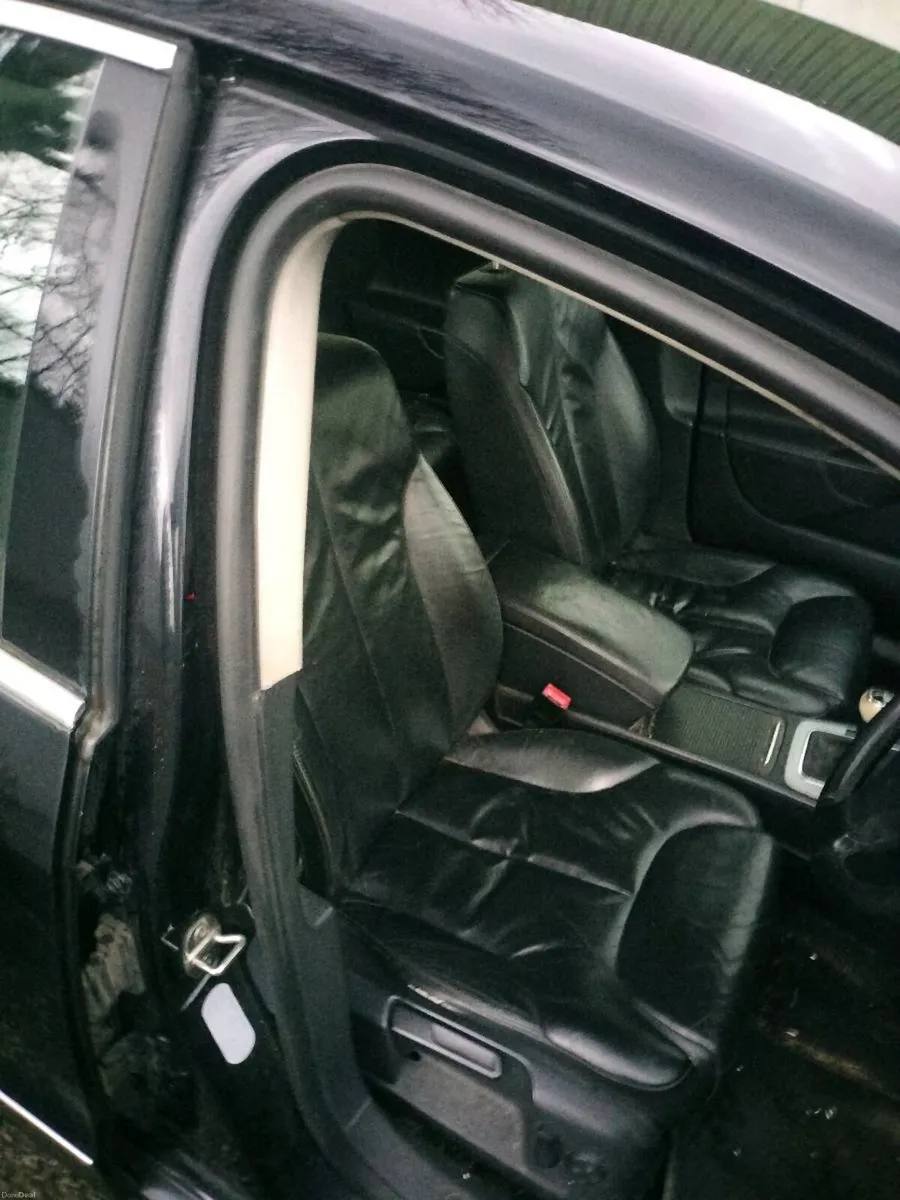2008 vw Passat - Image 6
