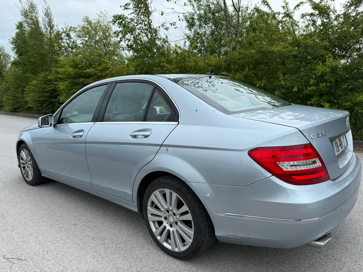 Mercedes - Image 3