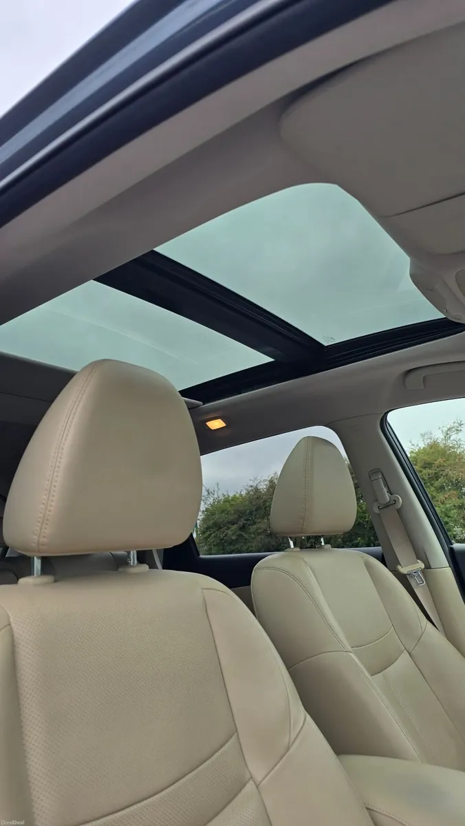 Nissan X-Trail 2016, 7seat, lether - Image 4