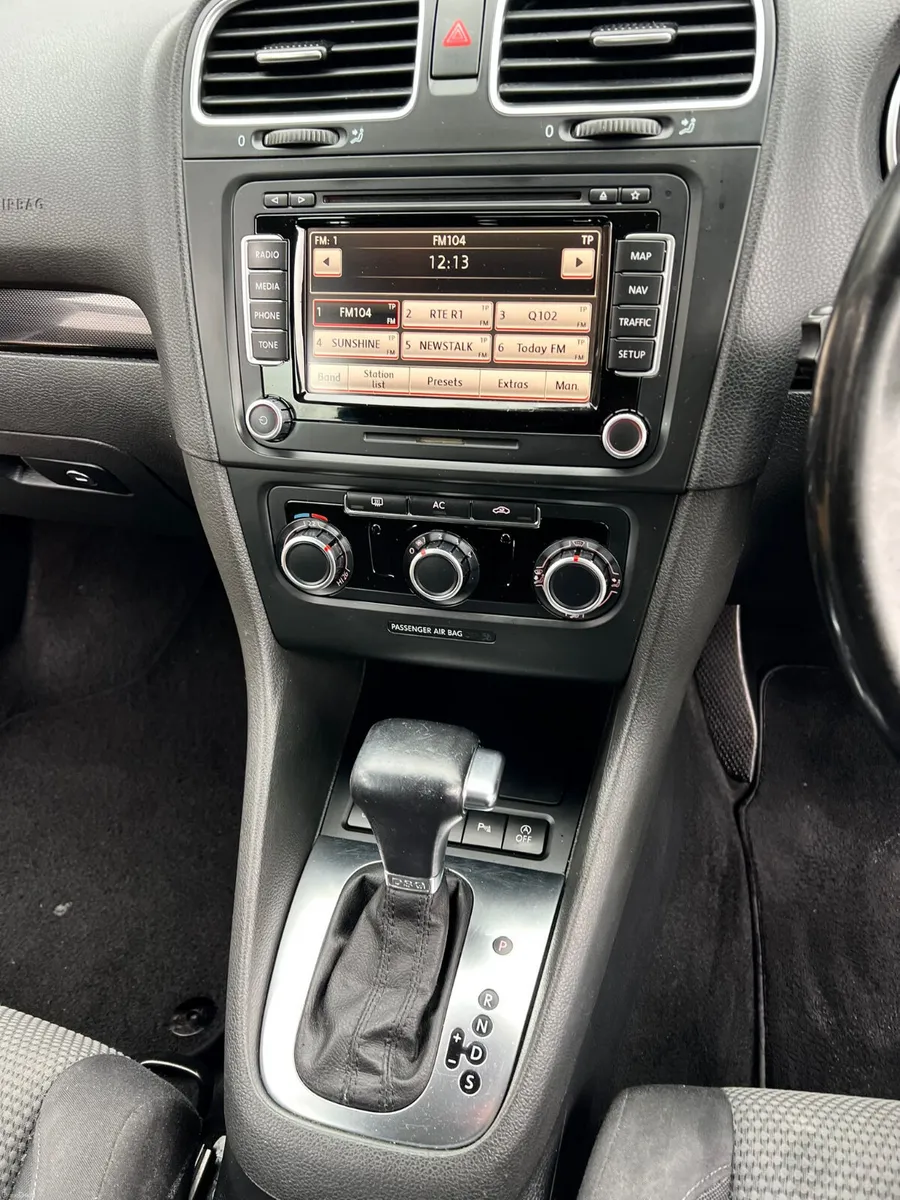 Volkswagen Golf 2010 Automatic 1.6 TDI nct 2/27 - Image 2