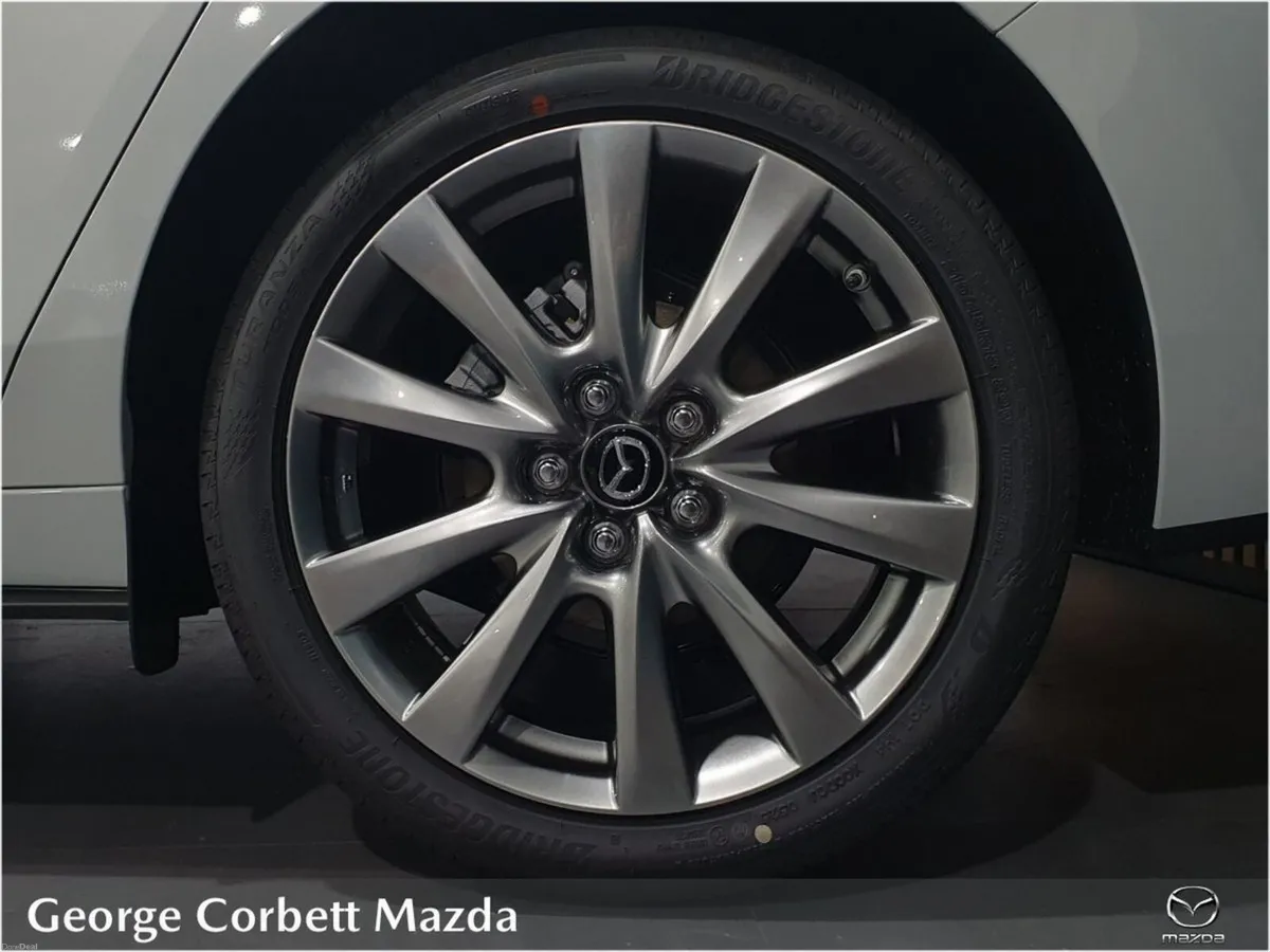 Mazda Mazda3 2.0L e-SkyactivX 186PS 6MT FWD Exclus - Image 5