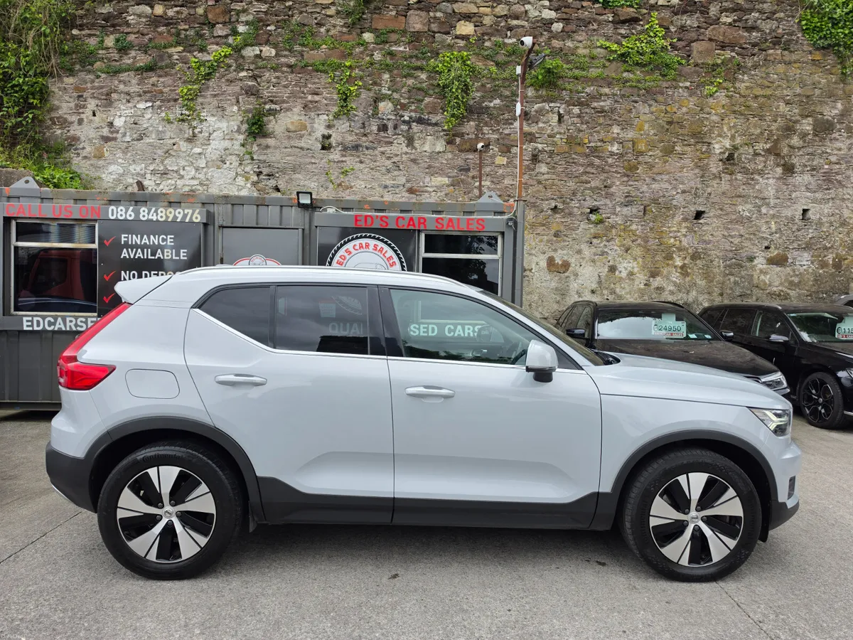 Volvo Xc40 Inscription T4 1.5 Petrol Plug In 2021 - Image 3