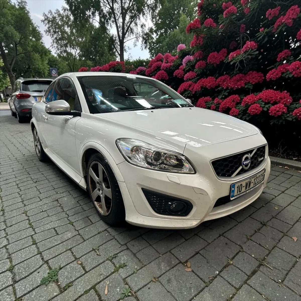 2010 Volvo C30 1.6D D2 R-DESIGN - Image 1