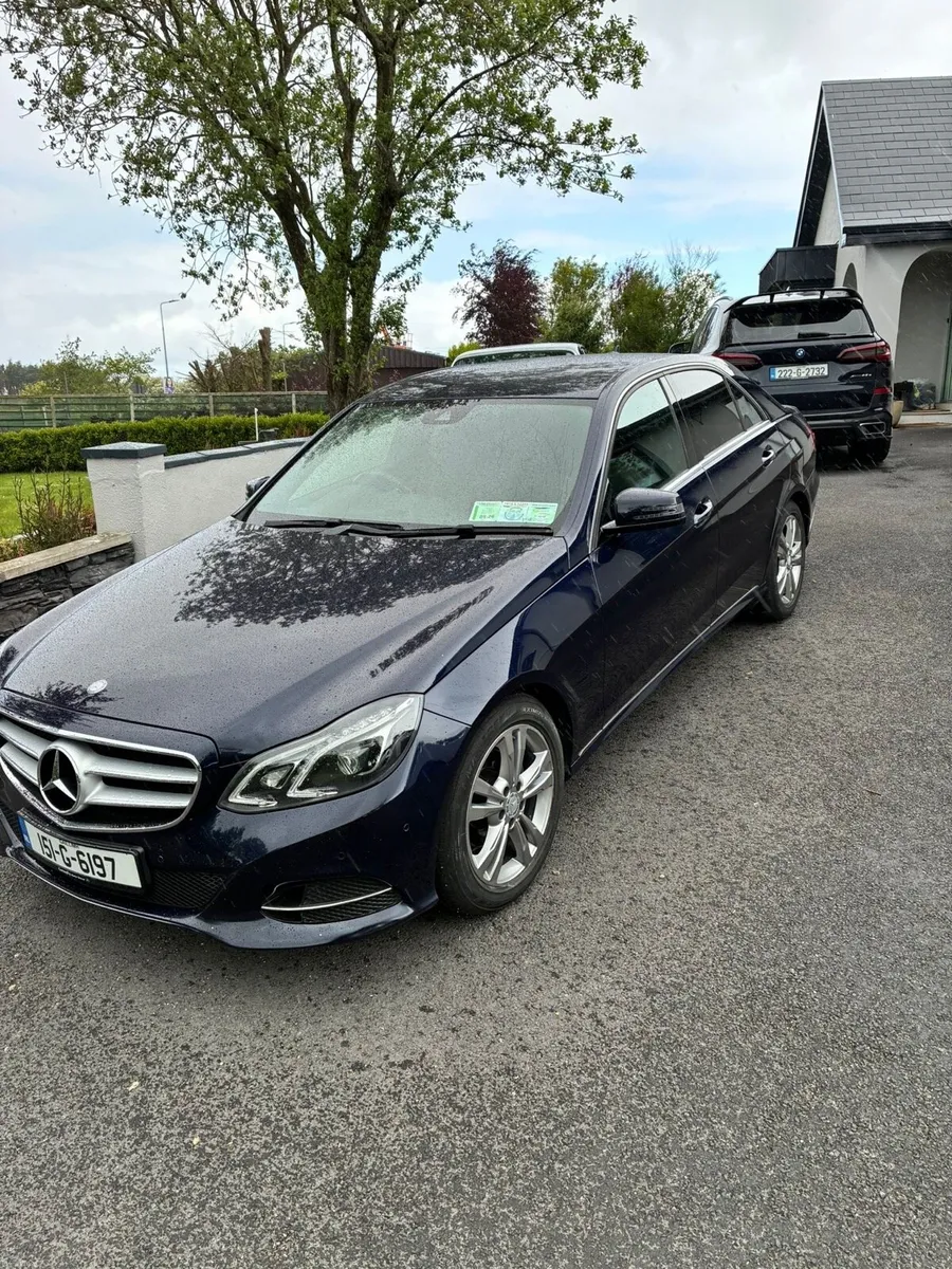 Mercedes E220 Bluetec SE like new - Image 1