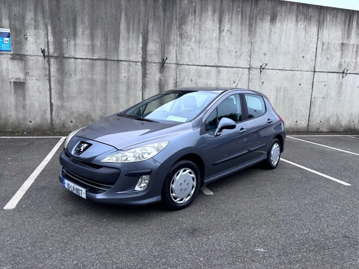 Peugeot 308 - Image 1