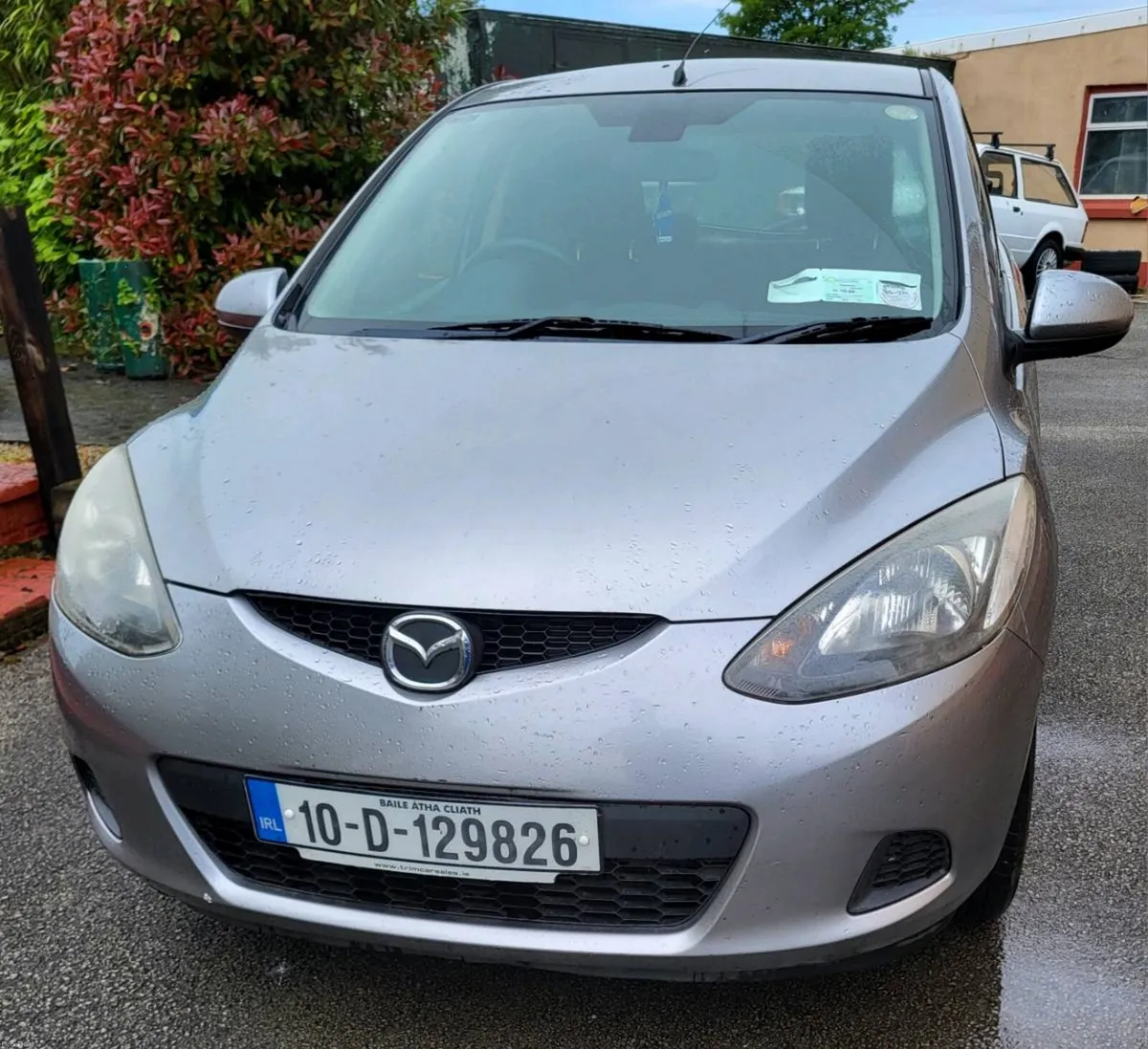 Mazda demio 1.3 petrol automatic 2010 - Image 1