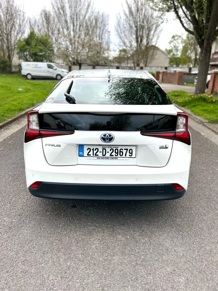 TOYOTA PRIUS 2021 KM 113220 - Image 4