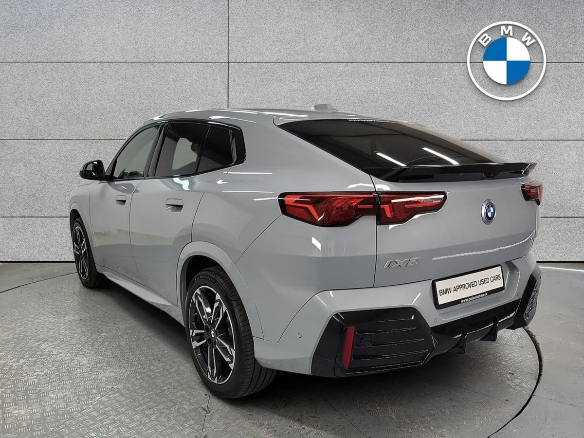 BMW iX2 eDrive20 M Sport - Image 3