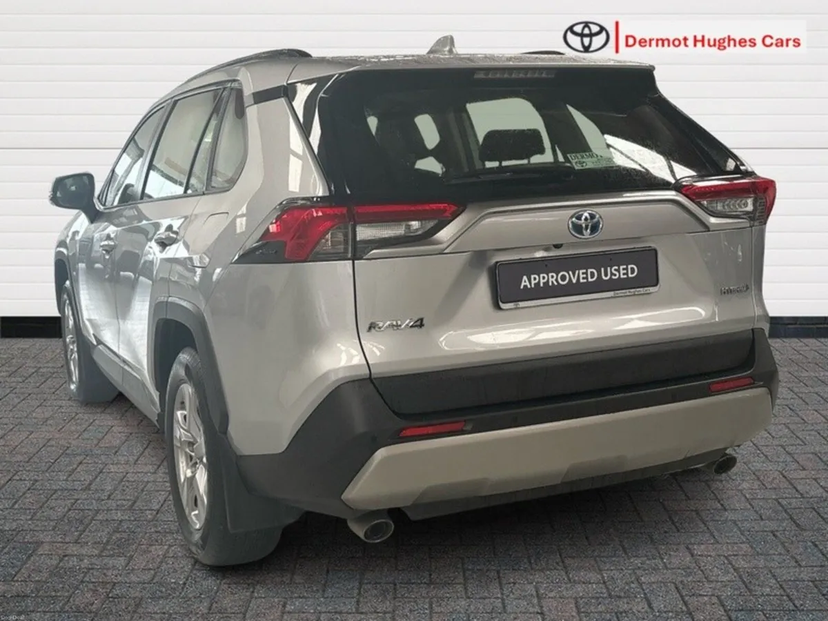 Toyota RAV4 HYBRID LUNA 4DR AUTO - Image 2