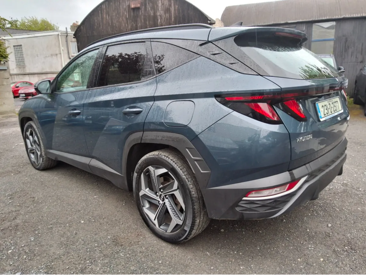 Hyundai Tucson 4WD EXECUTIVE ** PLUG IN HYBRID ** - Image 3