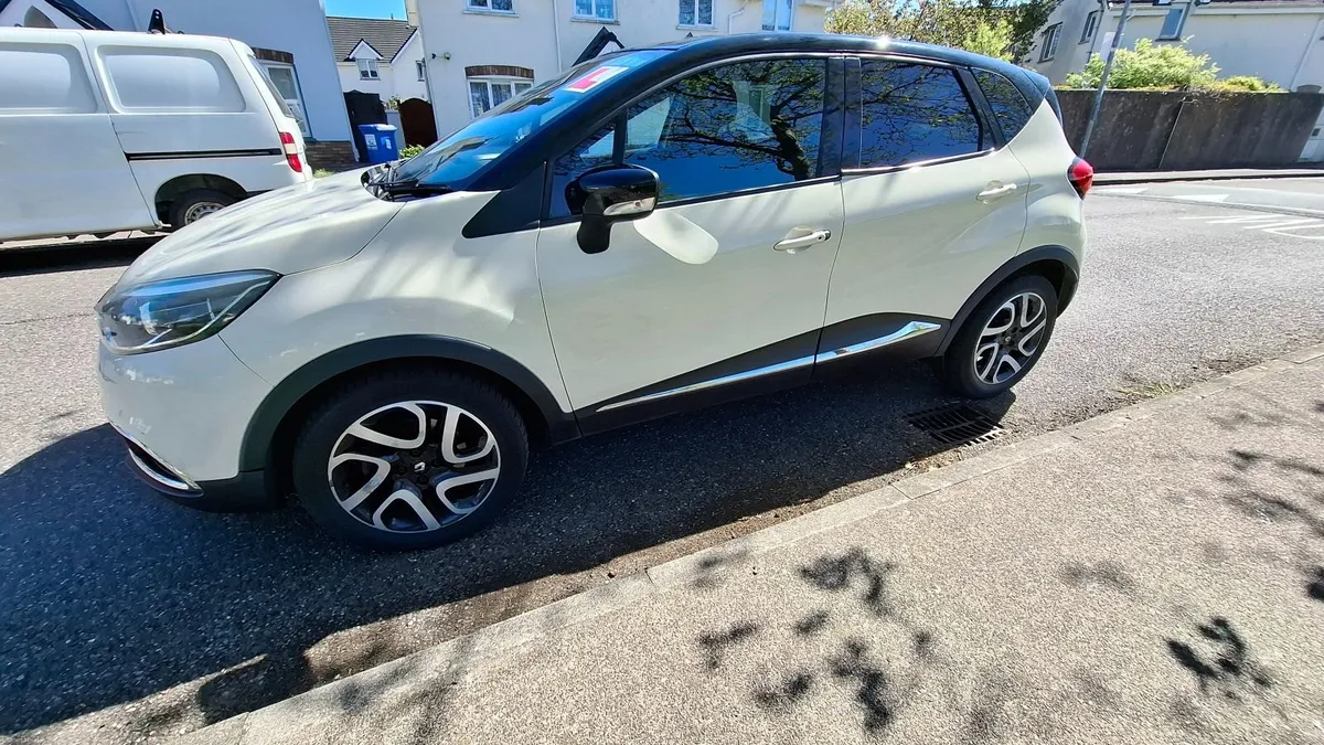 Renault Captur 2015 1,5 Diesel New NCT 124500kms - Image 1
