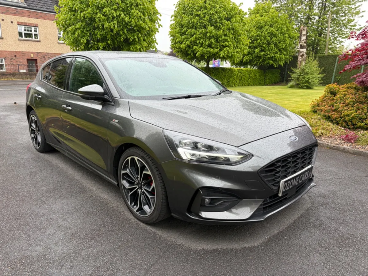 Ford Focus ST-LINE X TDCI AUTO - Image 2
