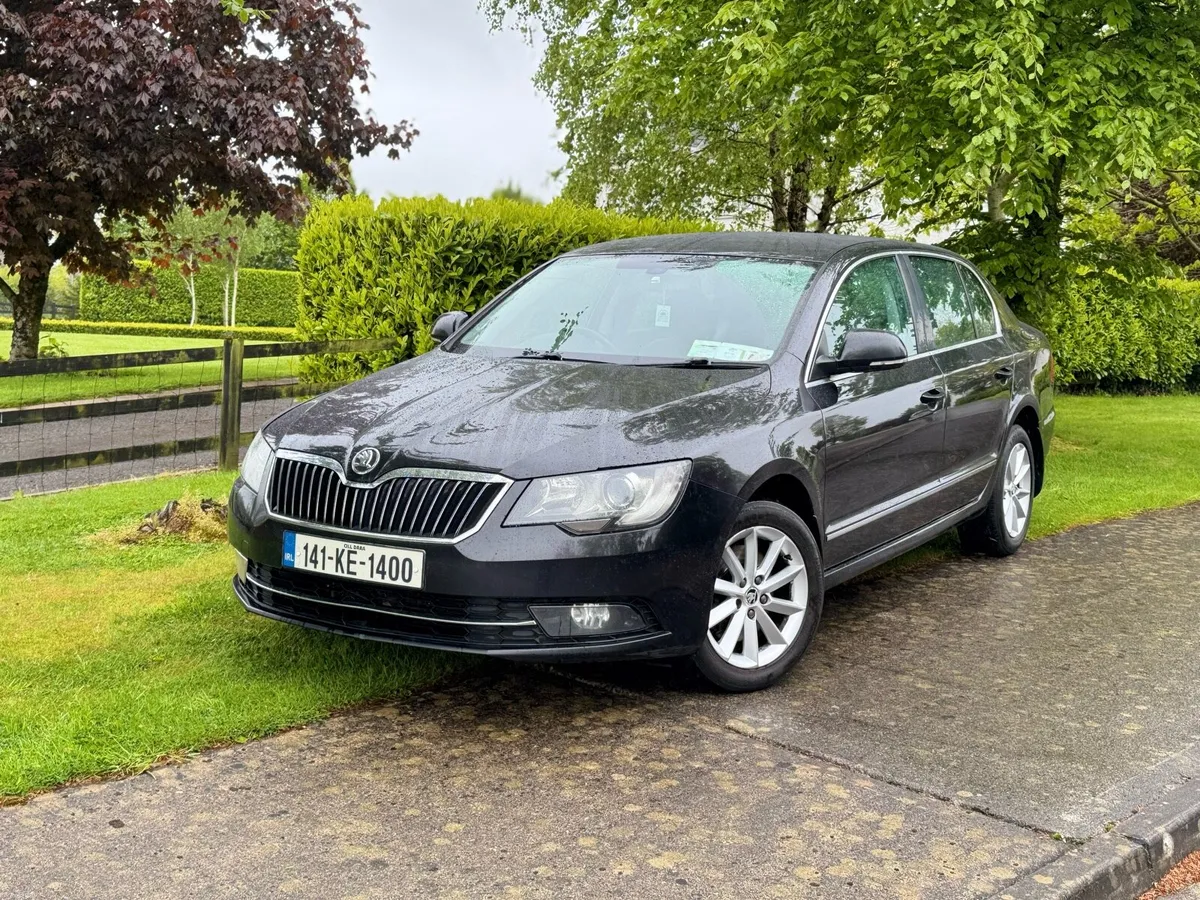 Skoda superb 2.0 TDI DSG Automatic.   €4250 - Image 2