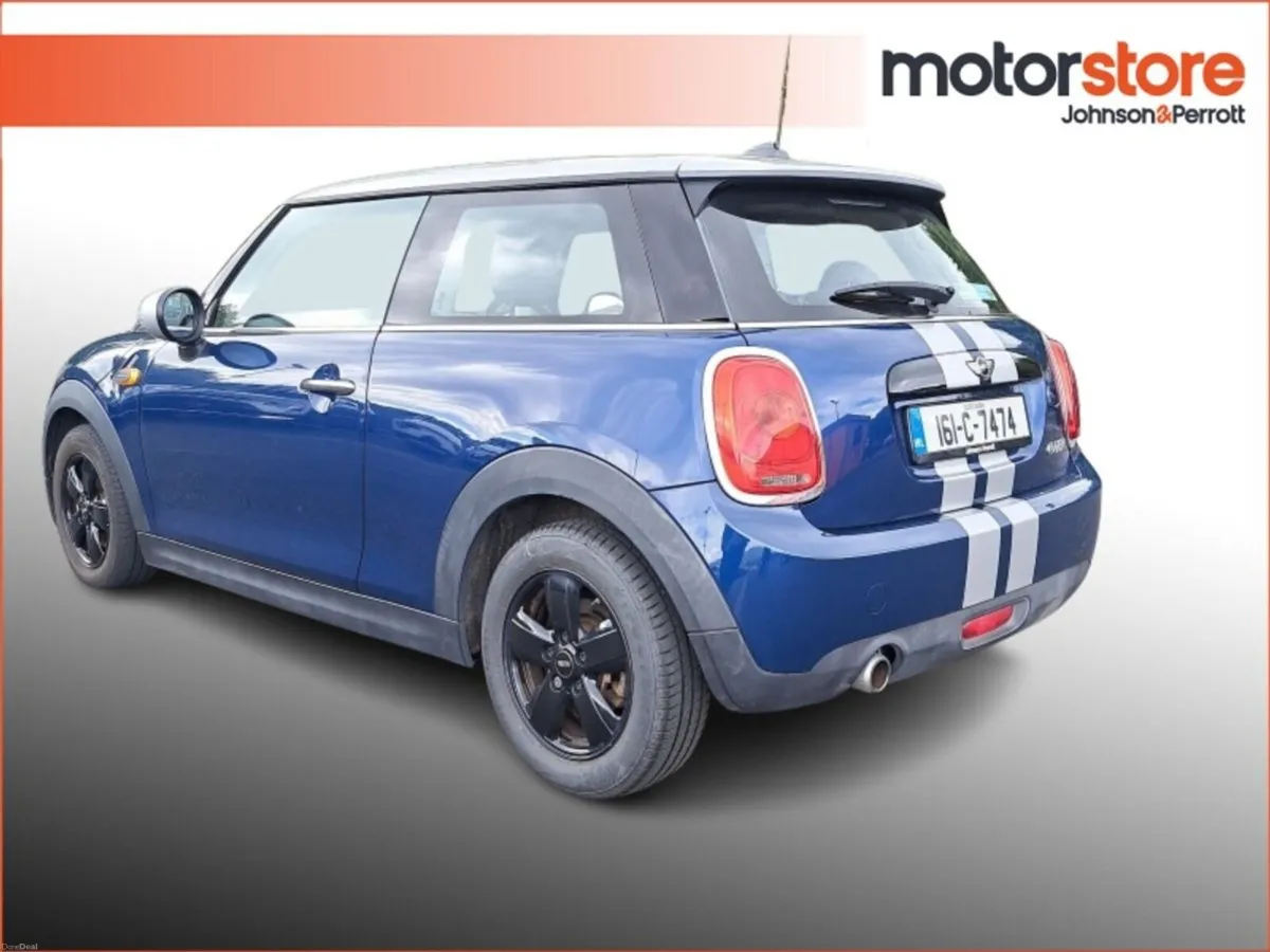 Mini Cooper Cooper - Image 2