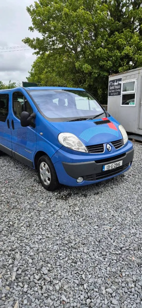 Renault trafic sl270 9 seats - Image 1