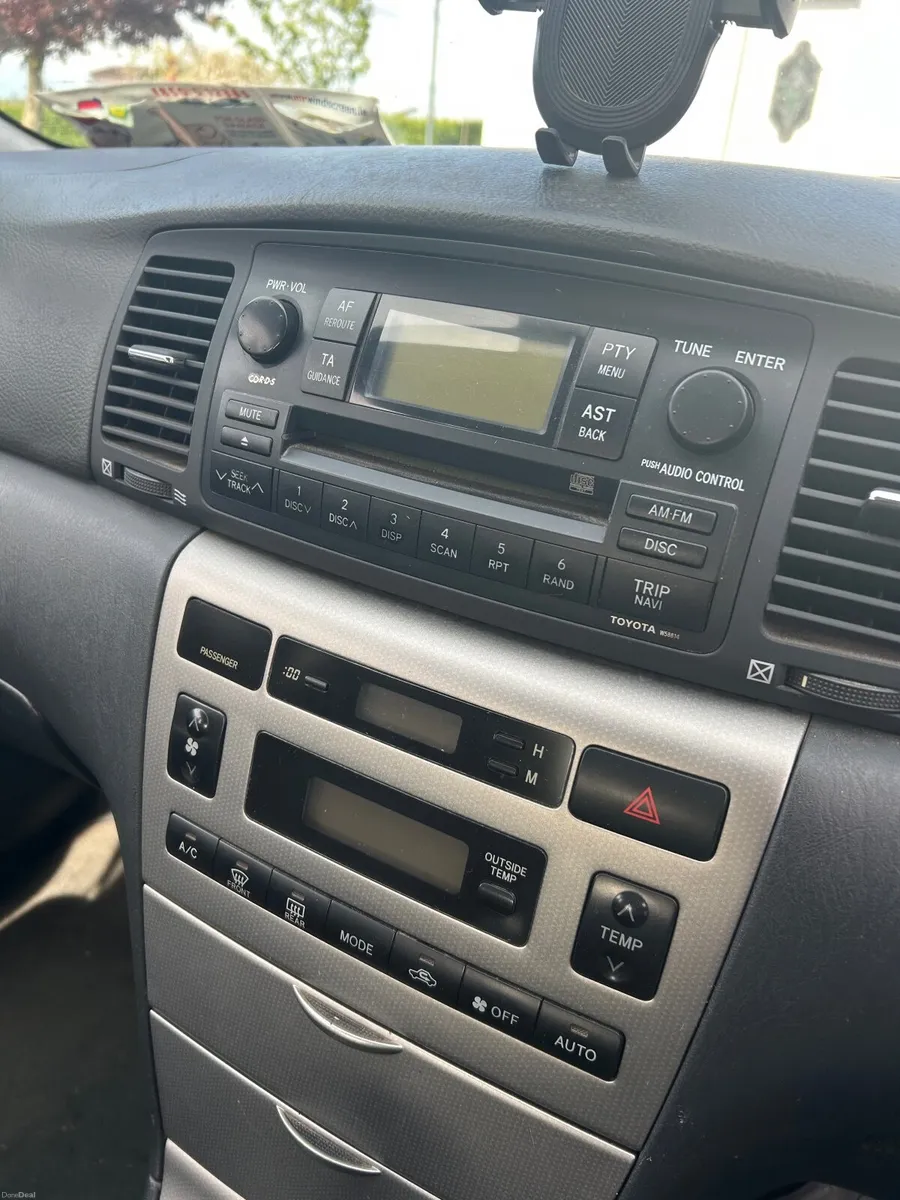 Toyota Corolla 2006 - Image 2