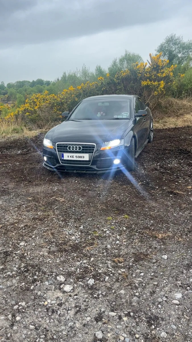 Audi a4 B8 - Image 1