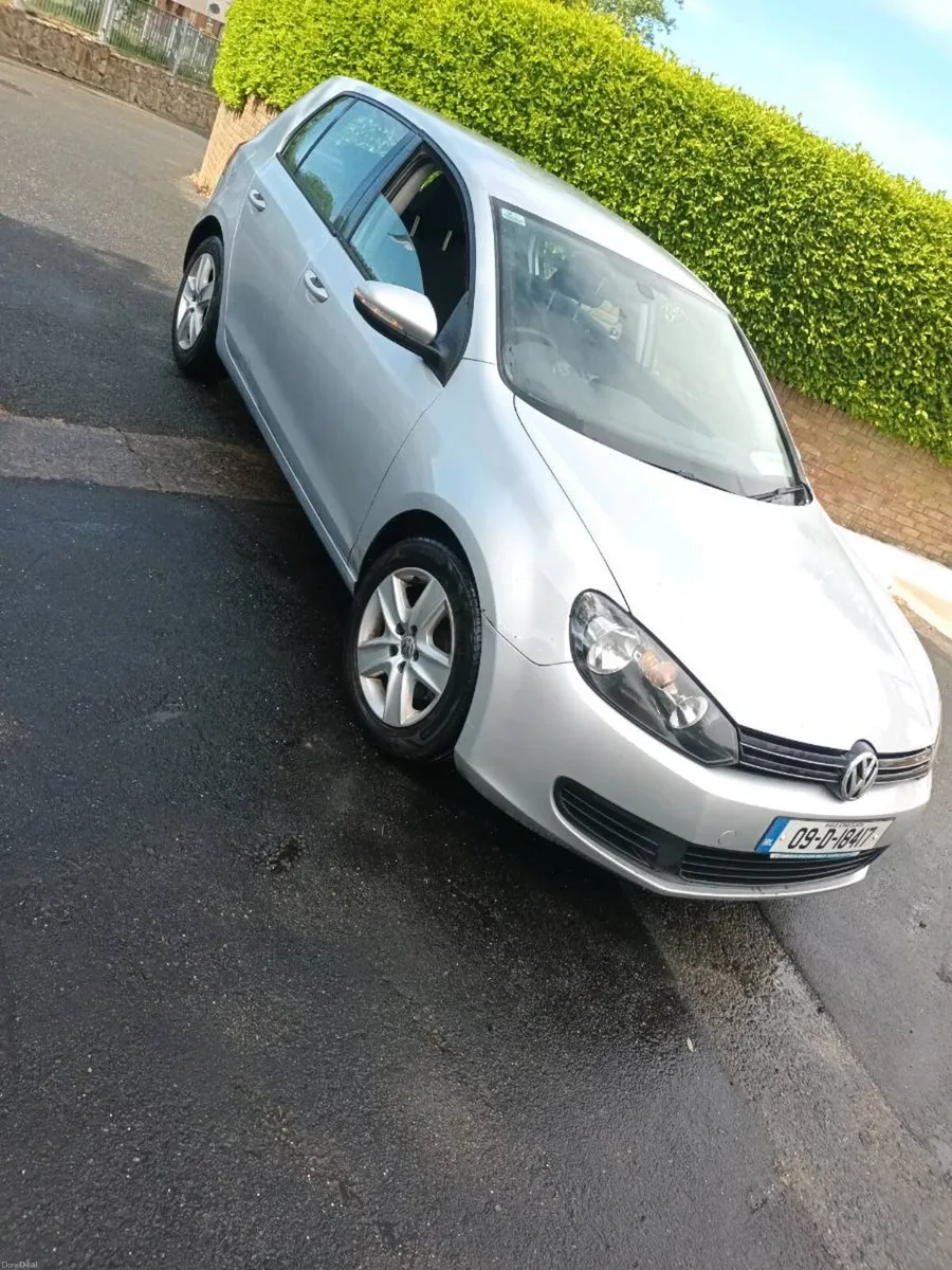 2009 volkswagaen golf 2,0 tdi diesel Nct 11/26 Tax - Image 1