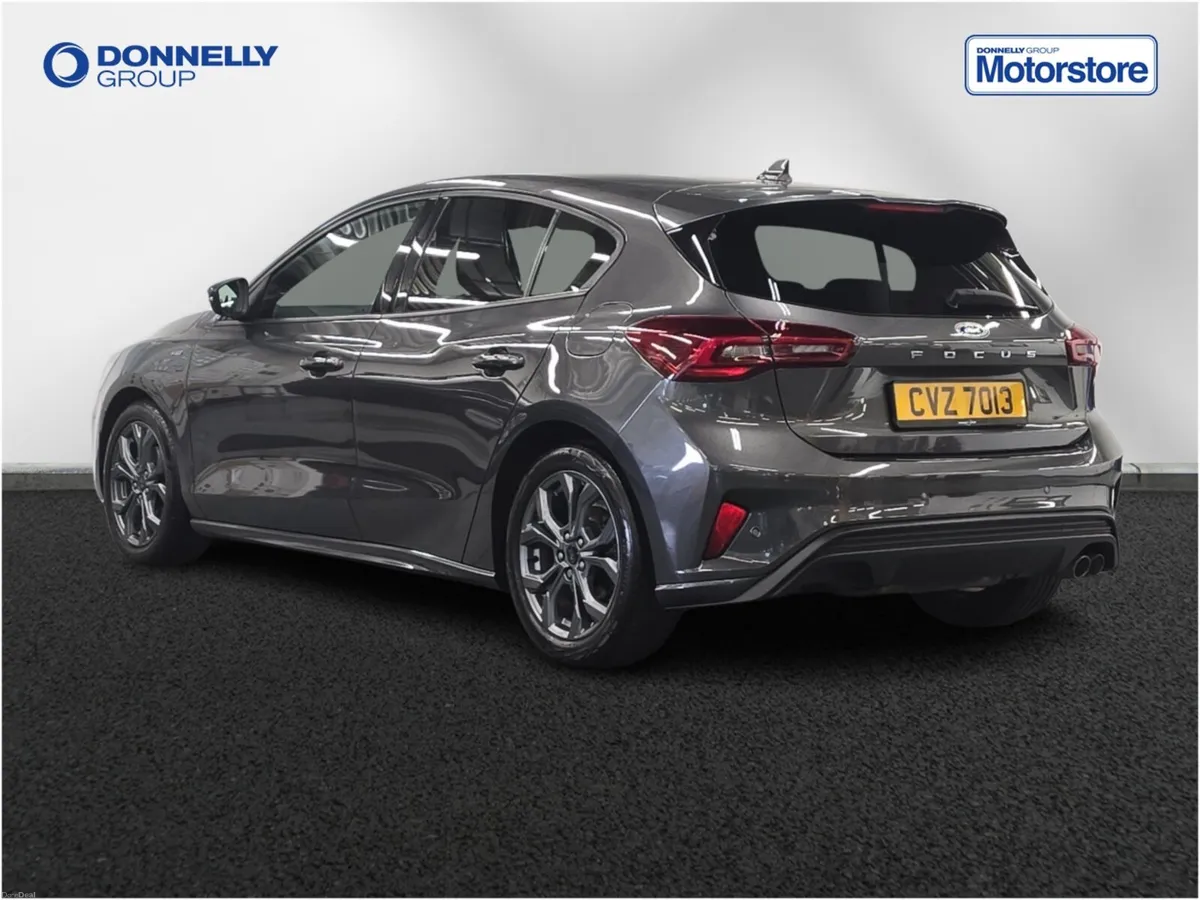 Ford Focus Diesel Hatchback ST-Line - Image 2