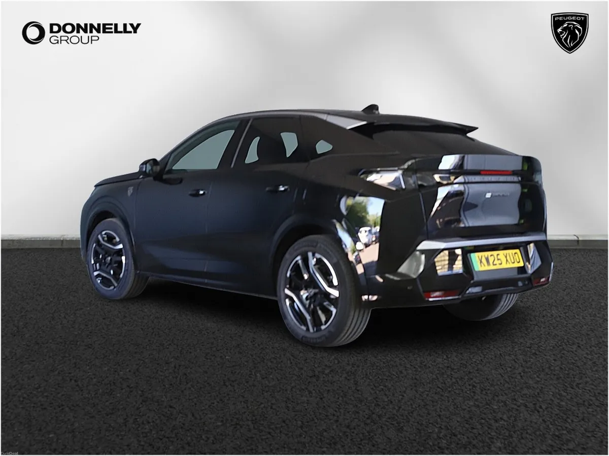 Peugeot 3008 E- Electric Estate GT - Image 2