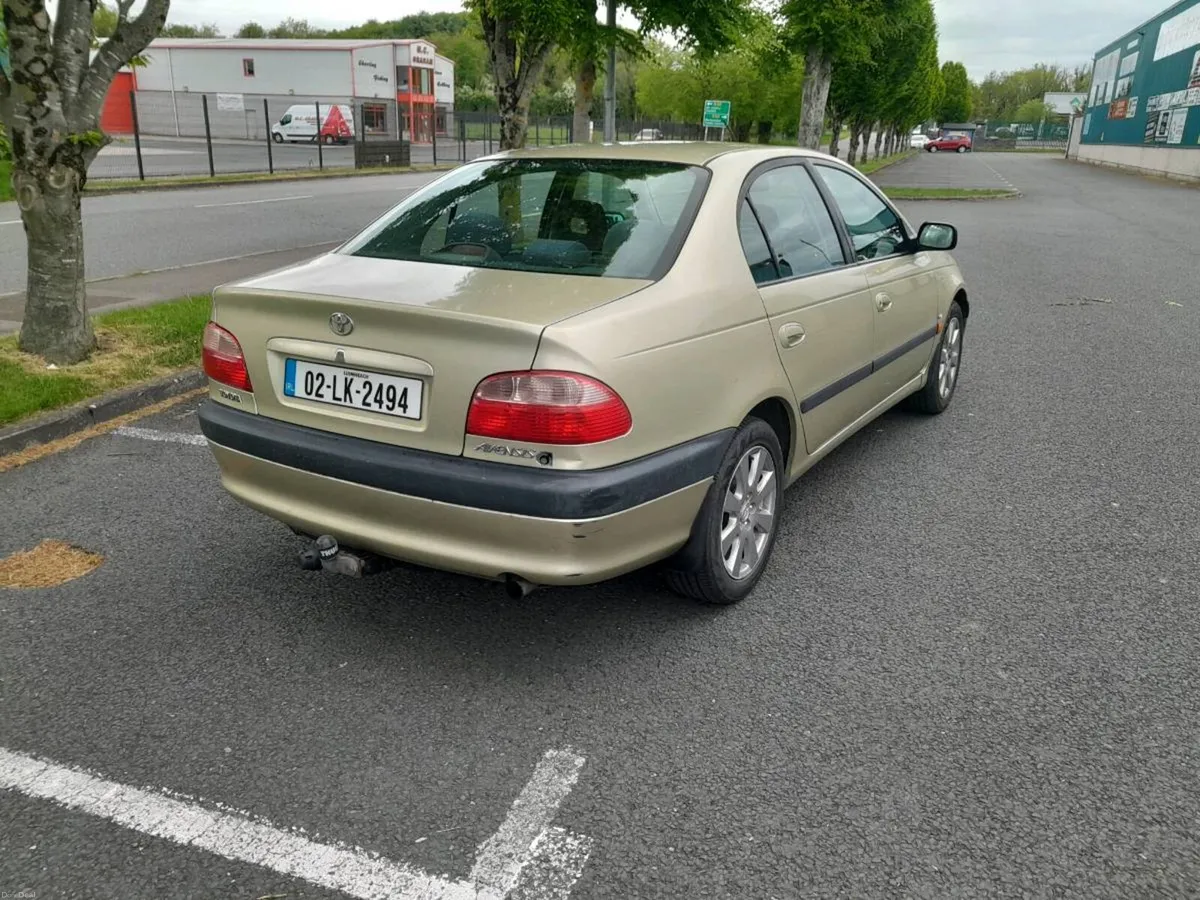 Toyota avensis - Image 4