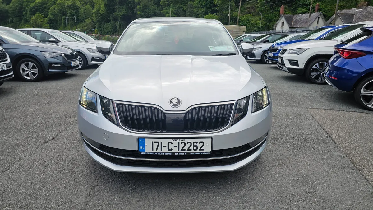 Skoda Octavia 2017 1.0tsi STYLE - Image 3
