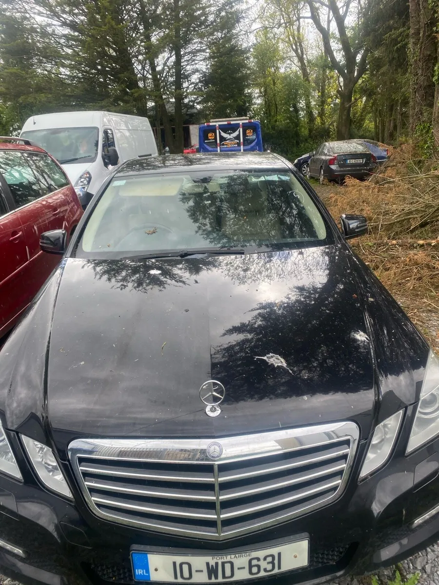 2010 mercedes e220 automatic - Image 3