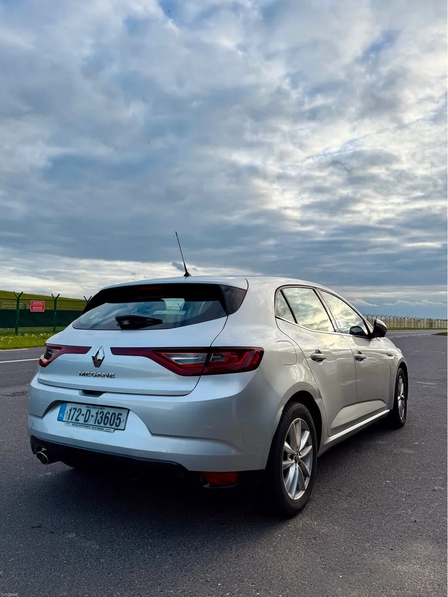 Renault Megane Dynamique NAV — LOW KM — - Image 4