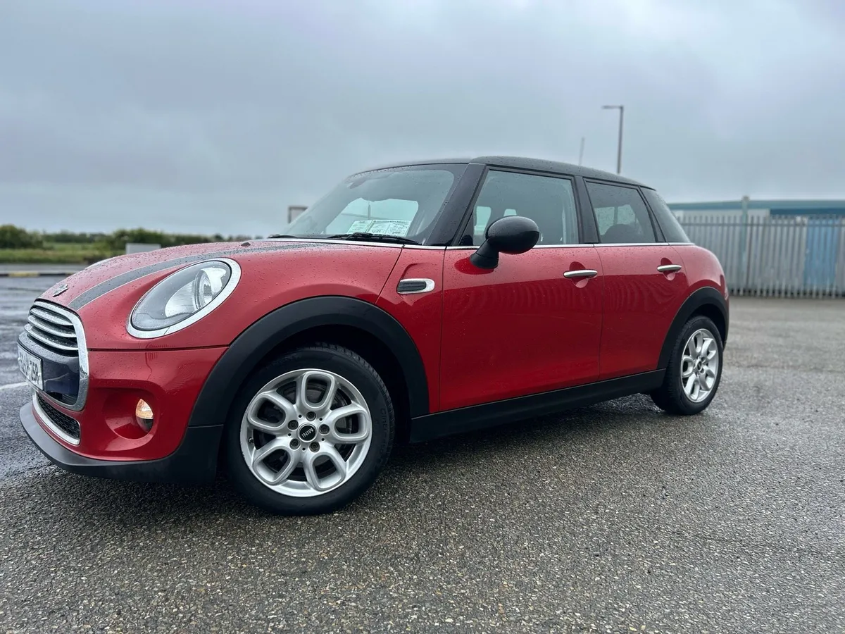 2015 Mini Cooper D 81,000 KM NCT 07/27 Tax 01/27! - Image 2
