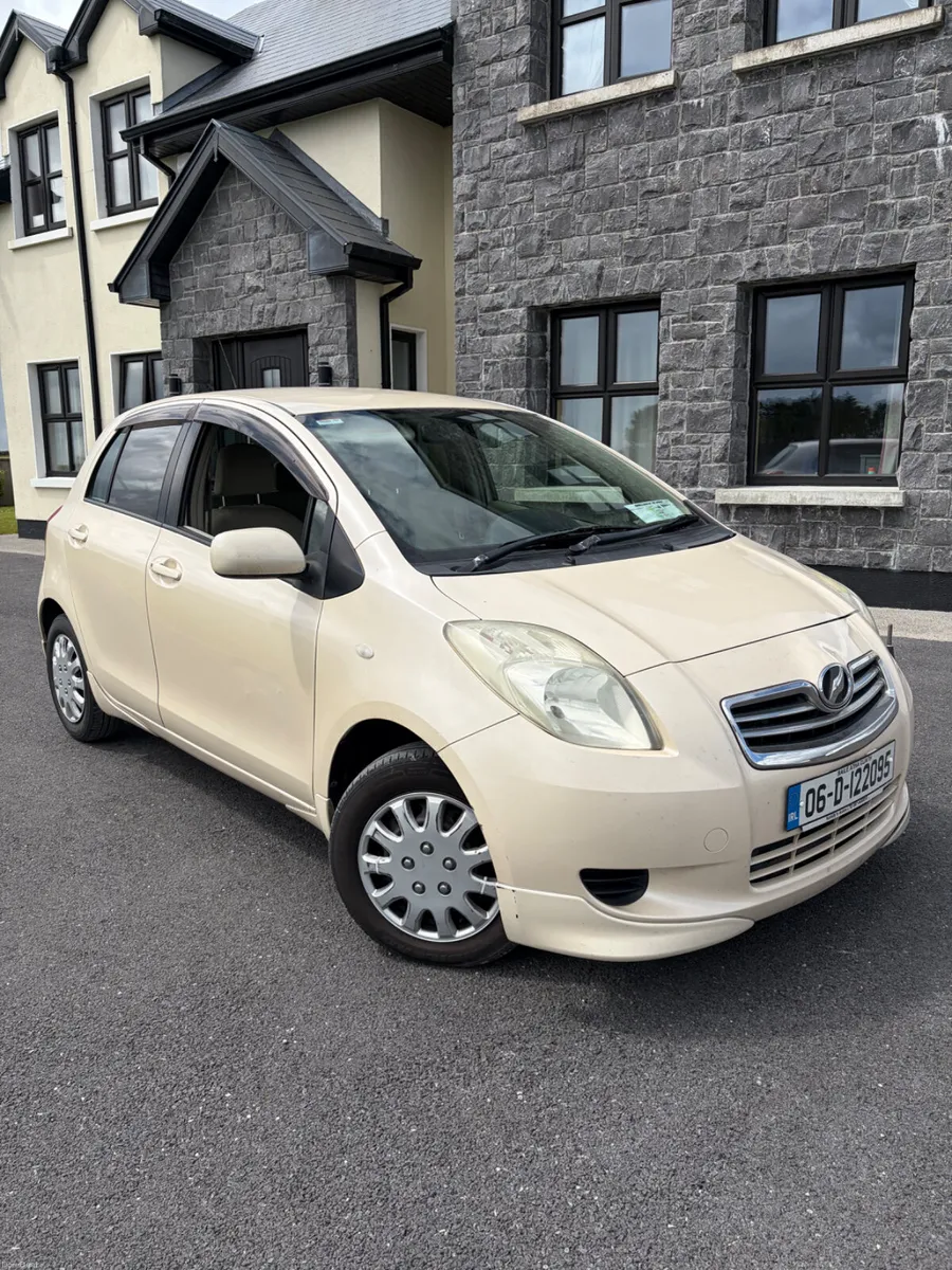 Toyota Vitz 2006 - Image 1