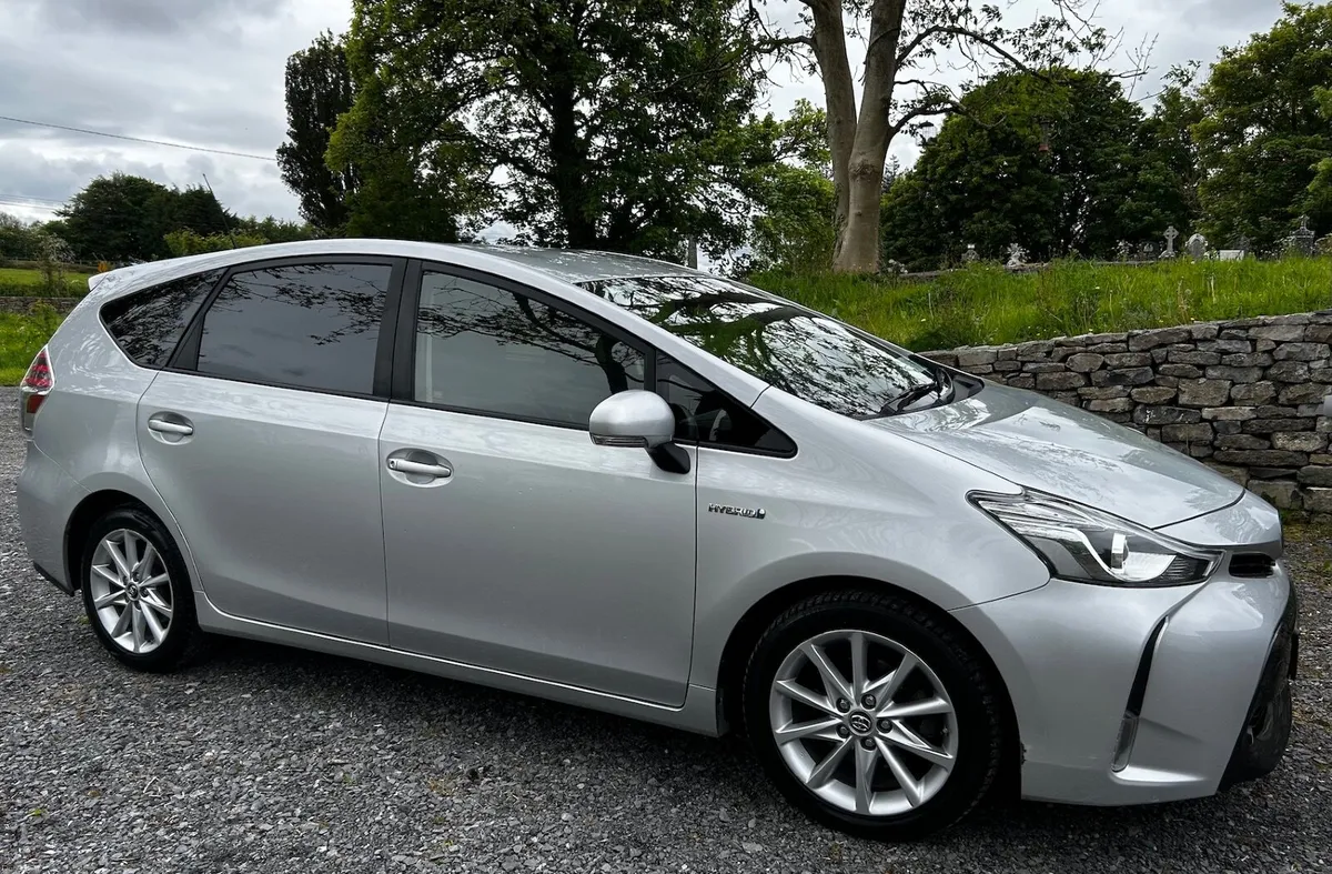 Toyota Prius+ 2019 - 7 seater - Image 1