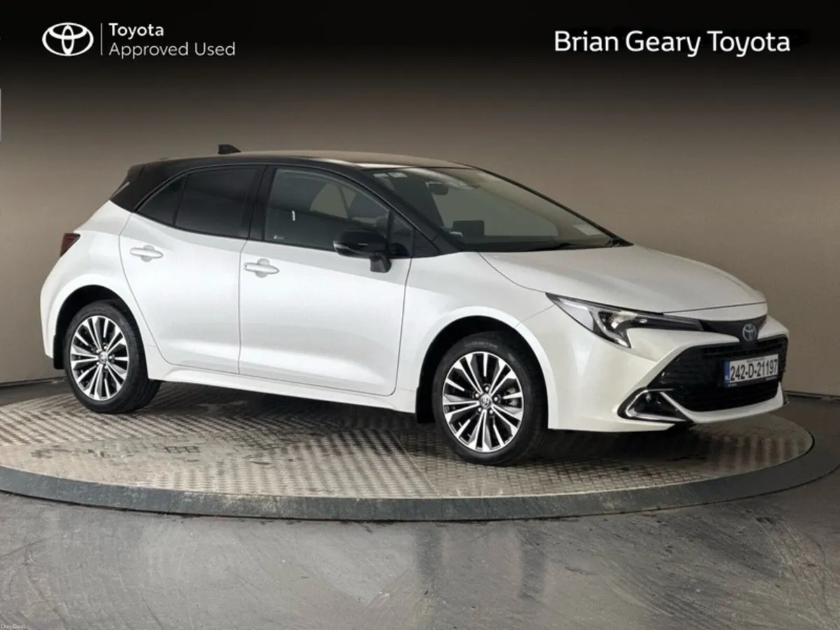 Toyota Corolla HYBRID LUNA SPORT H/B - Image 1