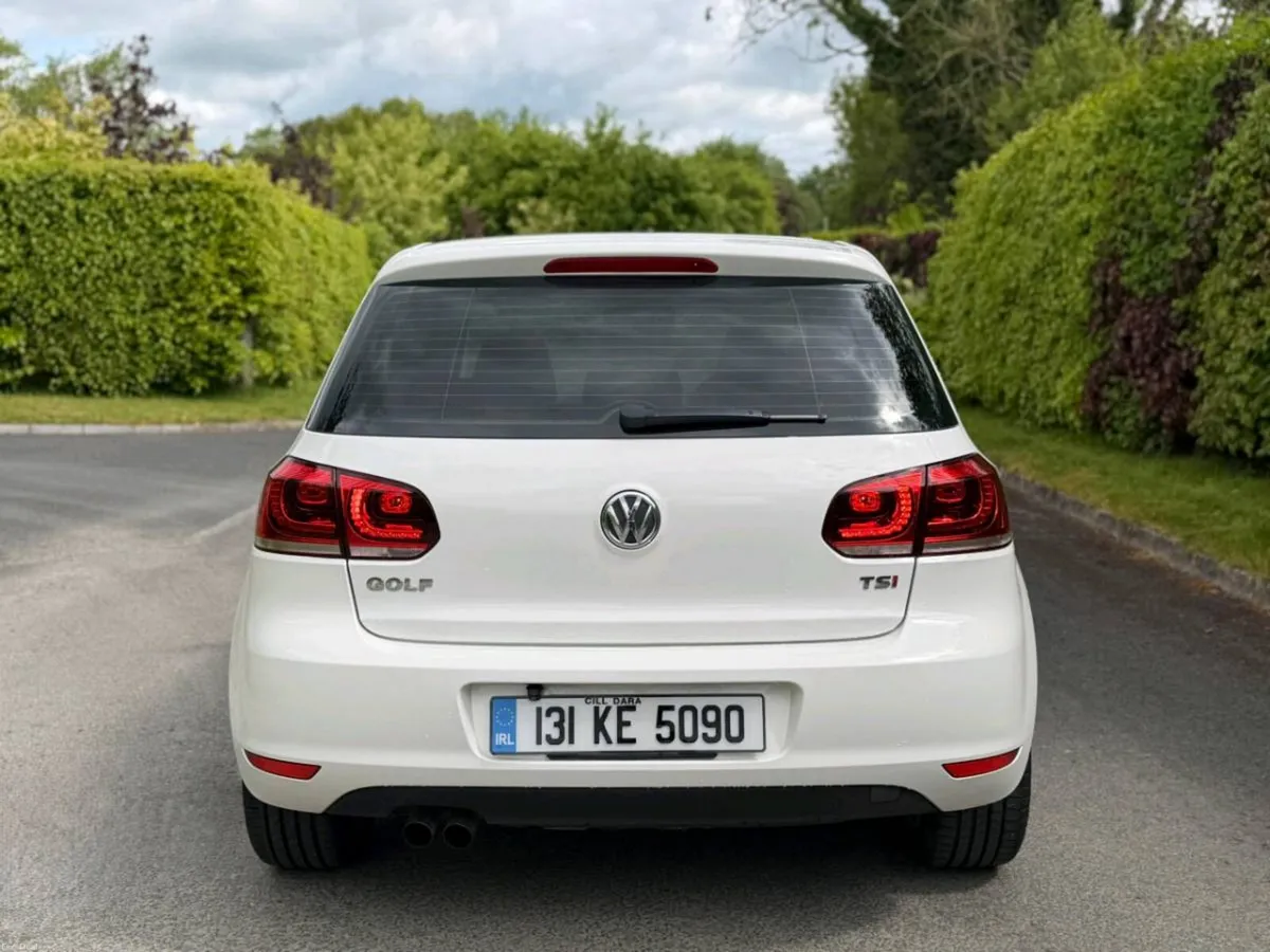 Volkswagen golf - Image 3