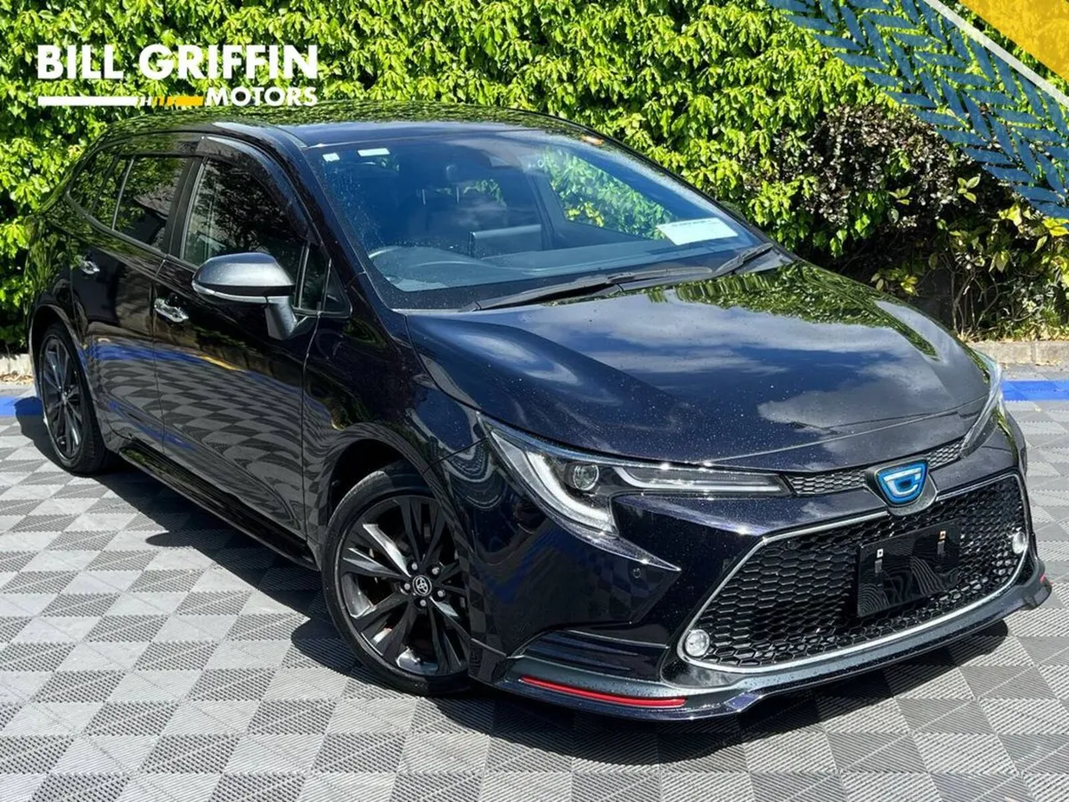 Toyota Corolla WXB TOURING 1.8 HYBRID // ADAPTIVE - Image 1
