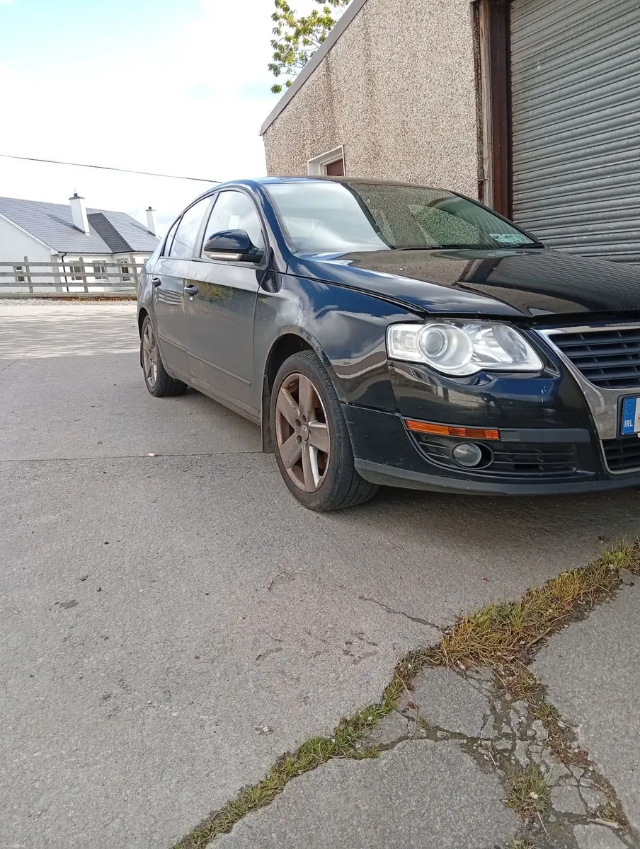 Volkswagen Passat 2010 - Image 3